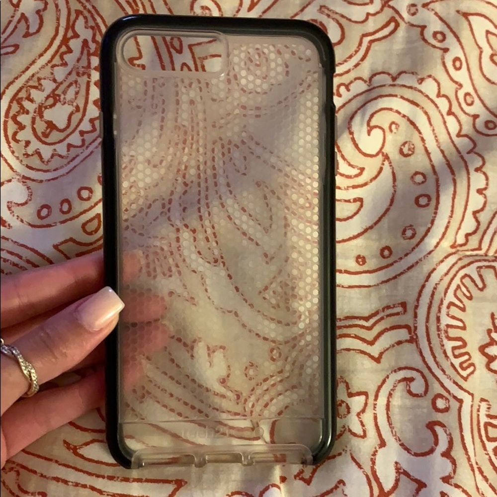 TECH21 IPHONE 8 PLUS CASE